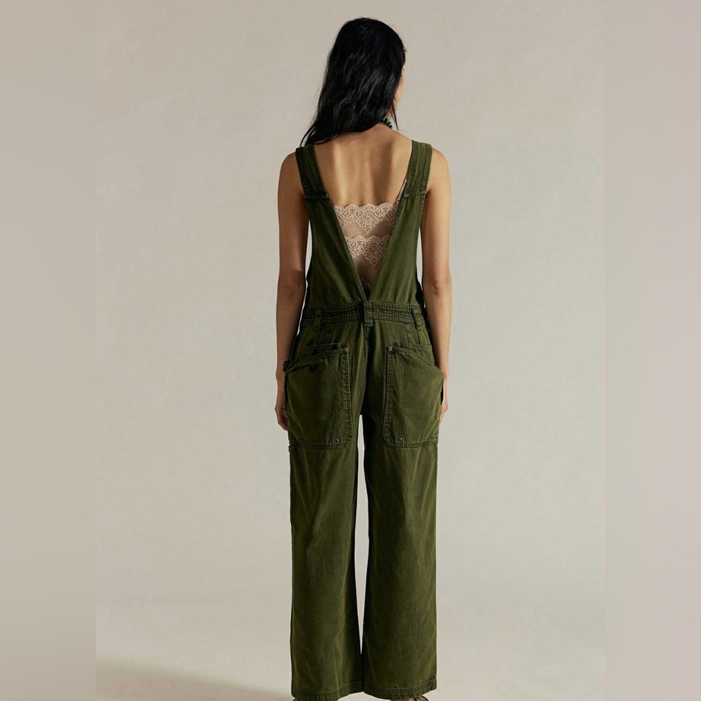 NWT Free People Just In Time Overalls Green - Picture 2 of 6